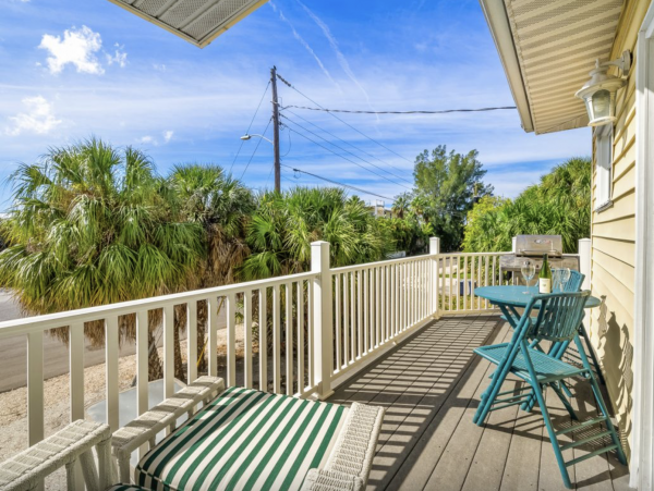Anna Maria 4 Bedroom Pool House Walk to Beach